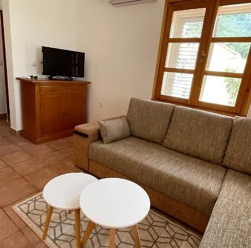 House Evita Vakantiehuis Prožura