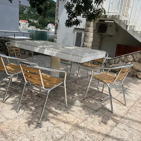 Dom wakacyjny House Evita Prožura